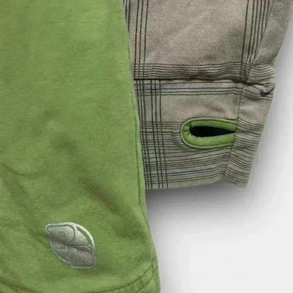 Peekaboo beans layered sleeve kids collared t-shirt green with grey size 8 - Picture 3 of 4